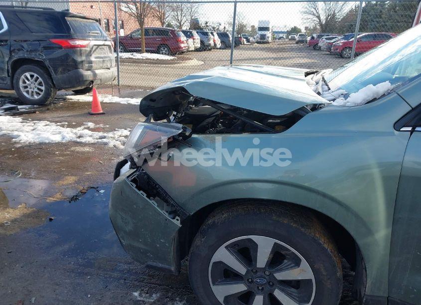 Photo 6 of 2018 Subaru Forester 2.5I LIMITED (VIN JF2SJAJC1JH522242)