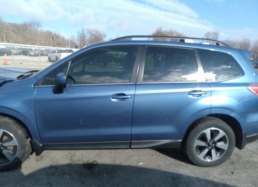 Photo 14 of 2018 Subaru Forester 2.5I LIMITED (VIN JF2SJAJC1JH541633)