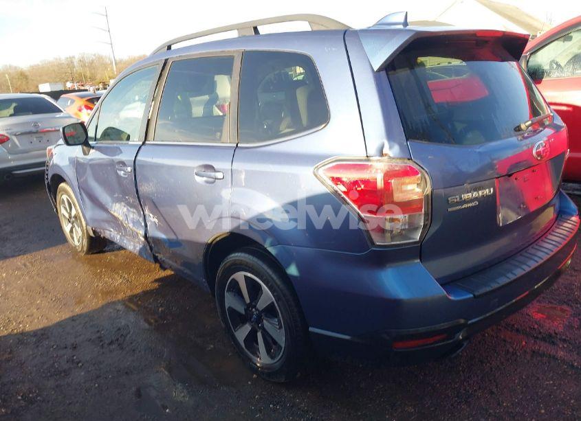 Photo 3 of 2018 Subaru Forester 2.5I LIMITED (VIN JF2SJAJC4JH571029)