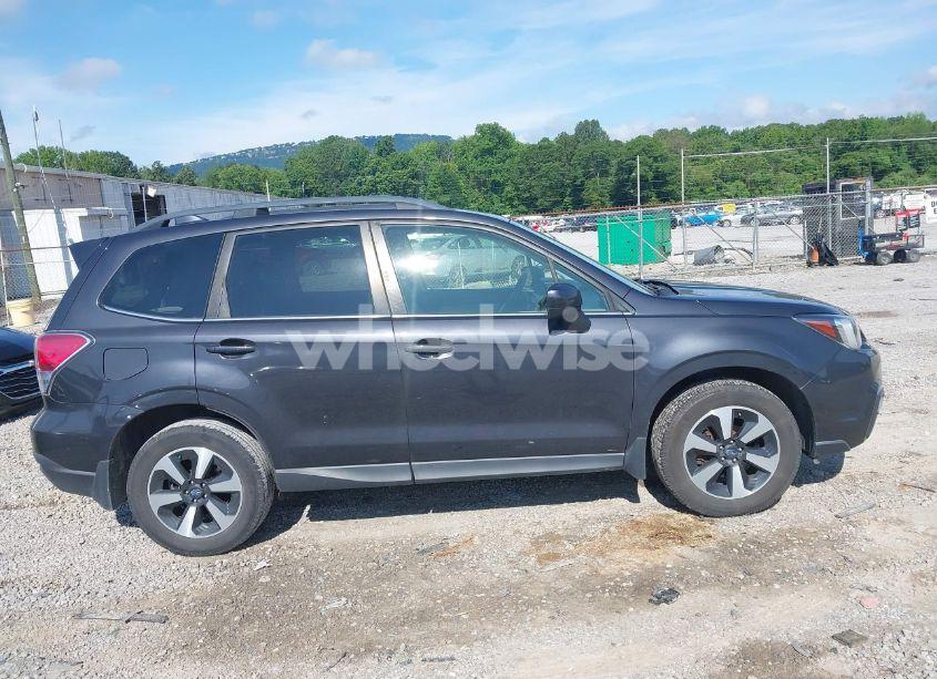 Photo 13 of 2017 Subaru Forester 2.5I LIMITED (VIN JF2SJAJC5HH594748)