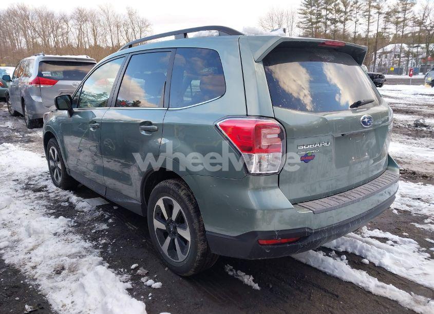 Photo 3 of 2018 Subaru Forester 2.5I LIMITED (VIN JF2SJAJC5JH422631)
