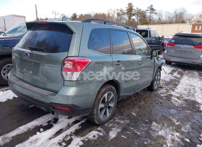 Photo 4 of 2018 Subaru Forester 2.5I LIMITED (VIN JF2SJAJC5JH422631)