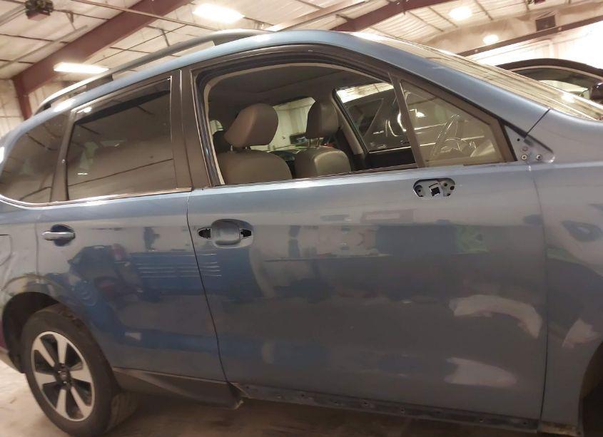 Photo 14 of 2018 Subaru Forester 2.5I LIMITED (VIN JF2SJAJC5JH480108)