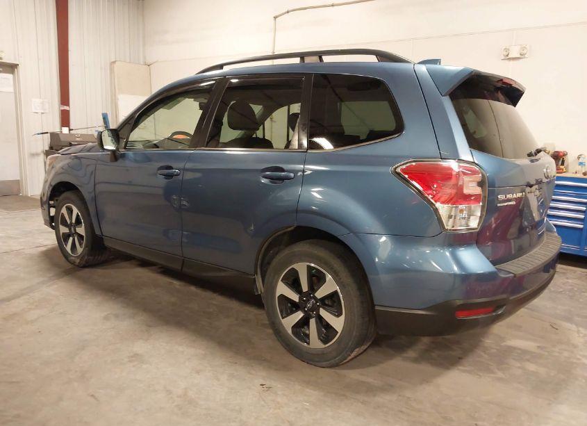 Photo 3 of 2018 Subaru Forester 2.5I LIMITED (VIN JF2SJAJC5JH480108)