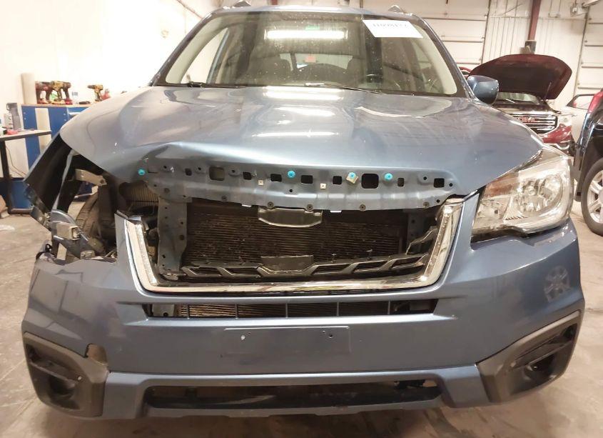 Photo 6 of 2018 Subaru Forester 2.5I LIMITED (VIN JF2SJAJC5JH480108)