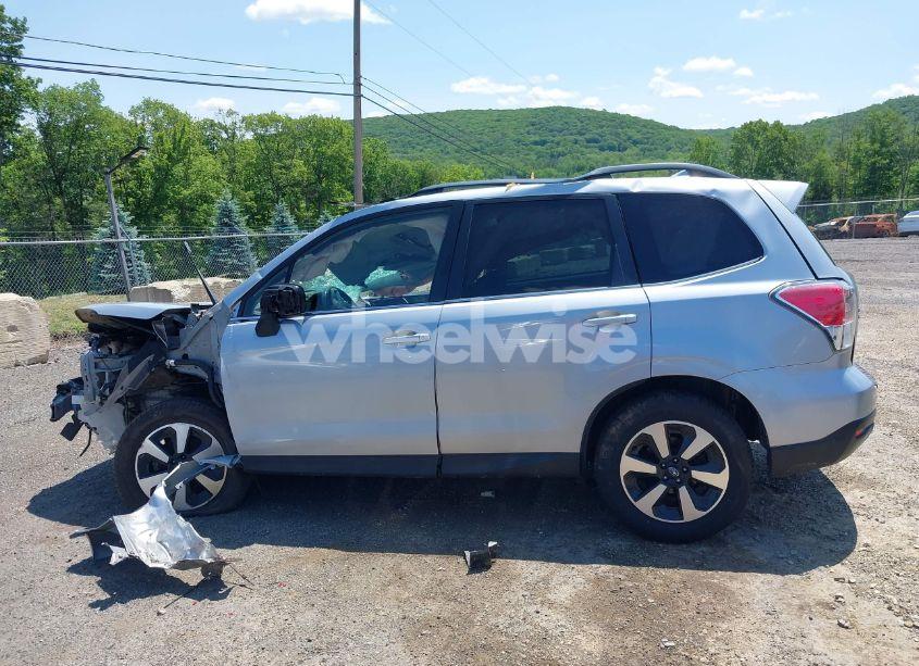 Photo 15 of 2018 Subaru Forester 2.5I LIMITED (VIN JF2SJAJC5JH503323)