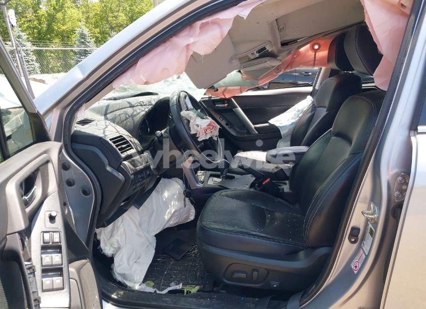 Photo 5 of 2018 Subaru Forester 2.5I LIMITED (VIN JF2SJAJC5JH503323)