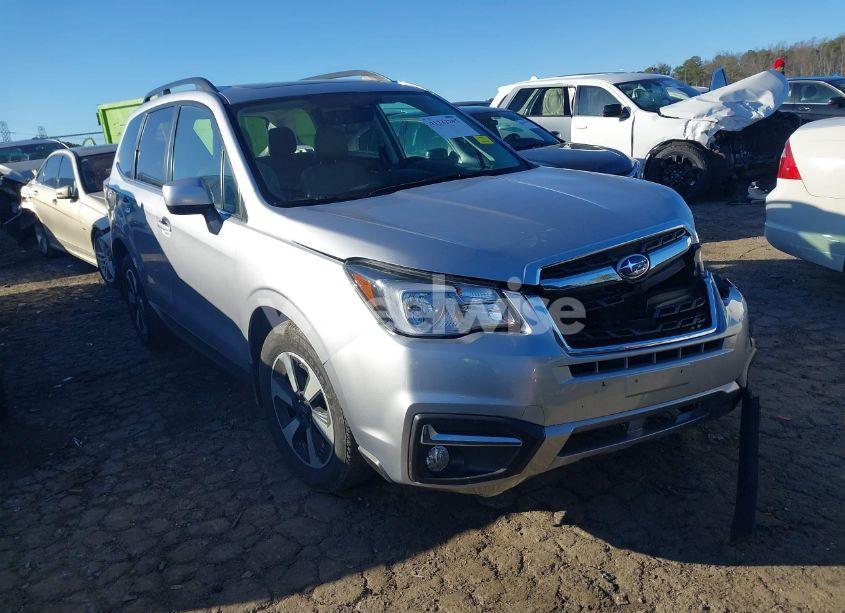 2017 Subaru Forester 2.5I LIMITED (VIN JF2SJAJC8HH453916) main photo