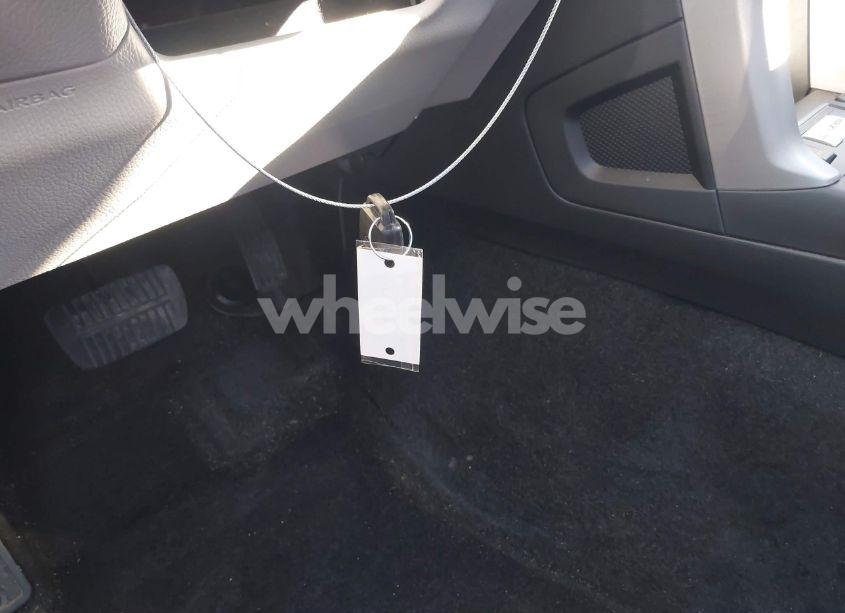 Photo 11 of 2017 Subaru Forester 2.5I LIMITED (VIN JF2SJAJC8HH453916)