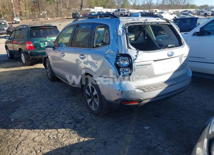 Photo 3 of 2017 Subaru Forester 2.5I LIMITED (VIN JF2SJAJC8HH453916)