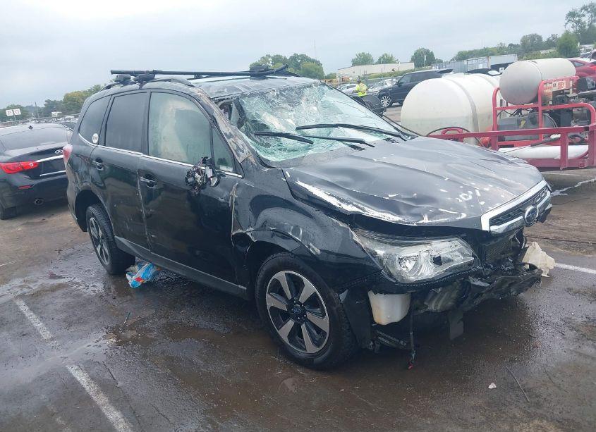 2017 Subaru Forester 2.5I LIMITED (VIN JF2SJAJC9HH468540) main photo