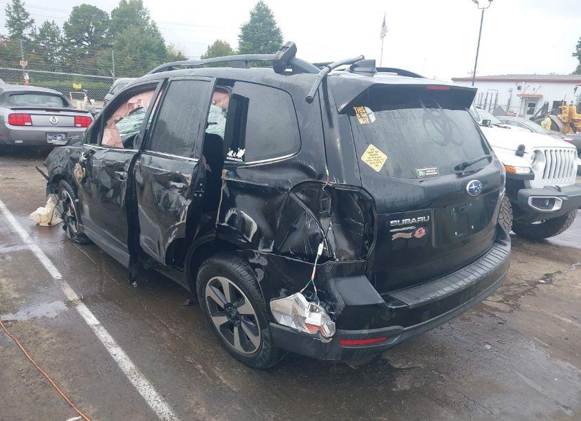 Photo 3 of 2017 Subaru Forester 2.5I LIMITED (VIN JF2SJAJC9HH468540)