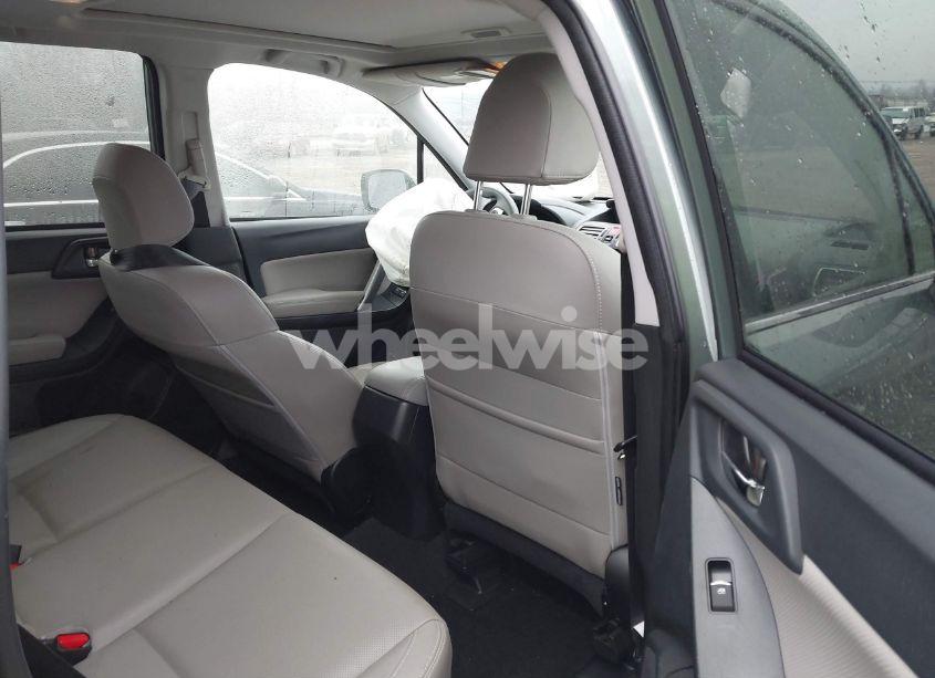 Photo 8 of 2017 Subaru Forester 2.5I LIMITED (VIN JF2SJAJCXHH451049)