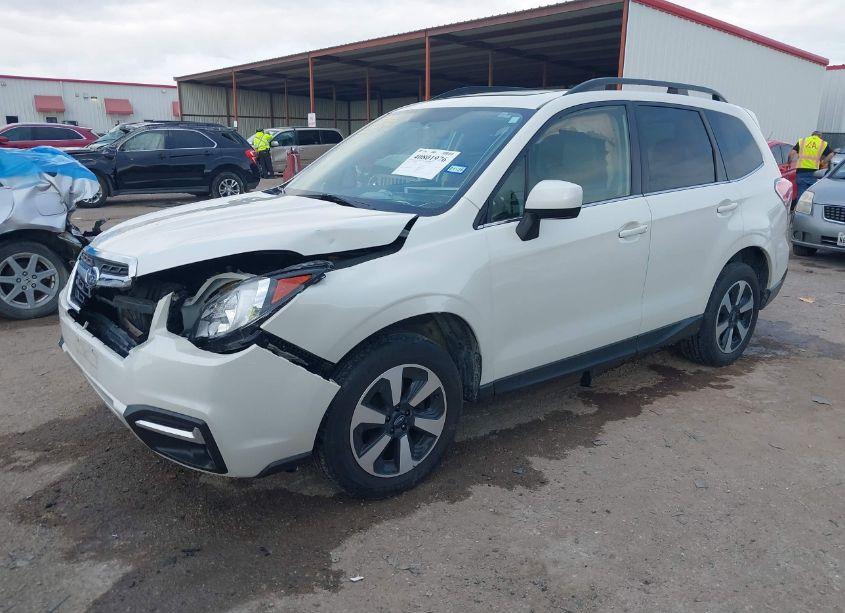 Photo 2 of 2017 Subaru Forester 2.5I LIMITED (VIN JF2SJAJCXHH805779)