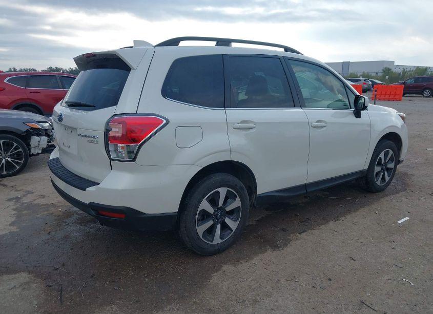 Photo 4 of 2017 Subaru Forester 2.5I LIMITED (VIN JF2SJAJCXHH805779)