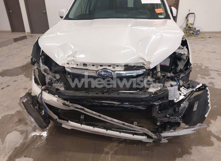 Photo 6 of 2018 Subaru Forester 2.5I LIMITED (VIN JF2SJAJCXJH402973)