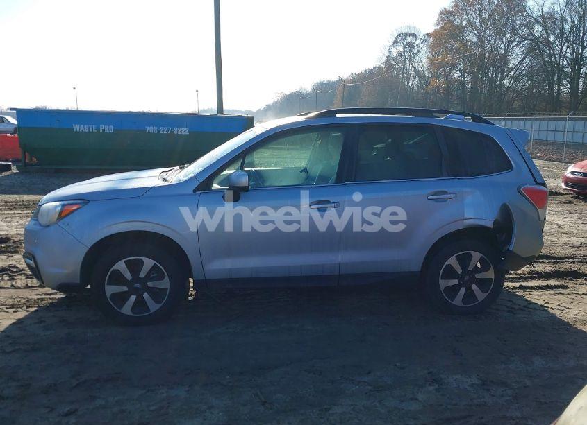 Photo 14 of 2018 Subaru Forester 2.5I LIMITED (VIN JF2SJAJCXJH496174)