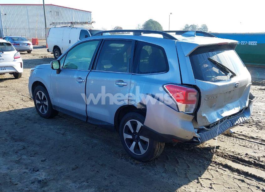 Photo 3 of 2018 Subaru Forester 2.5I LIMITED (VIN JF2SJAJCXJH496174)