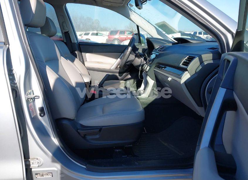 Photo 5 of 2018 Subaru Forester 2.5I LIMITED (VIN JF2SJAJCXJH496174)