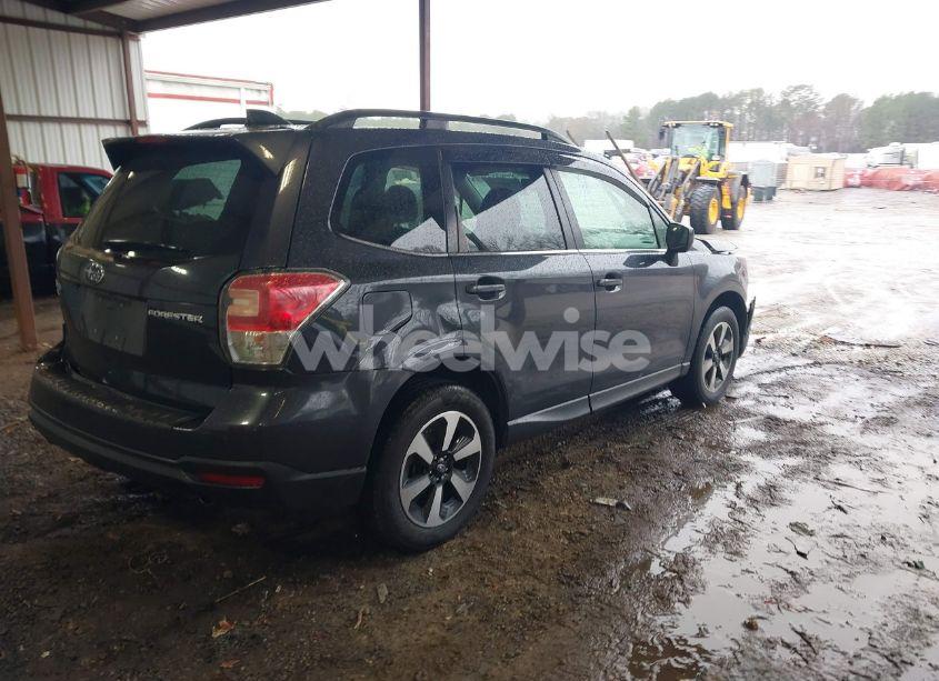 Photo 4 of 2018 Subaru Forester 2.5I LIMITED (VIN JF2SJAJCXJH499902)