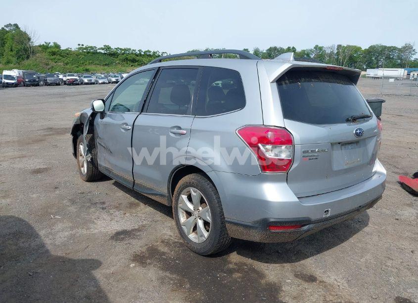 Photo 3 of 2016 Subaru Forester 2.5I LIMITED (VIN JF2SJAKC1GH535080)