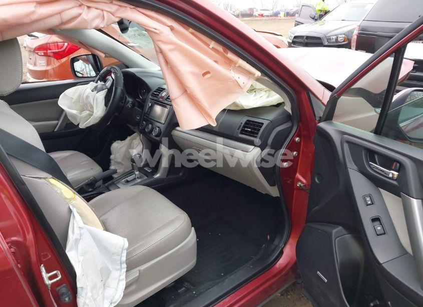 Photo 5 of 2015 Subaru Forester 2.5I LIMITED (VIN JF2SJAKC2FH511952)