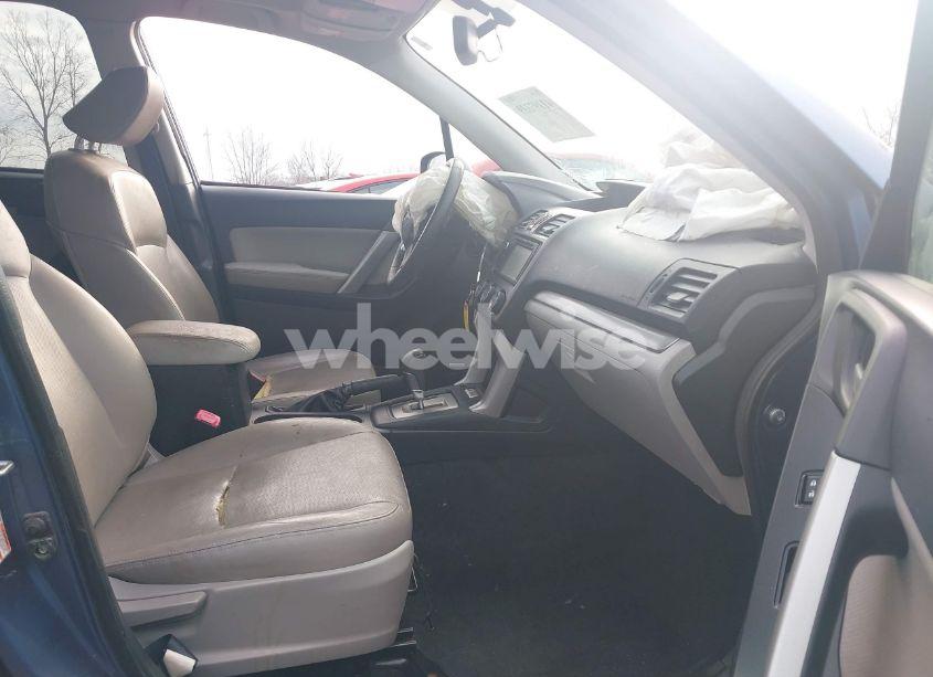 Photo 5 of 2015 Subaru Forester 2.5I LIMITED (VIN JF2SJAKC5FH836708)