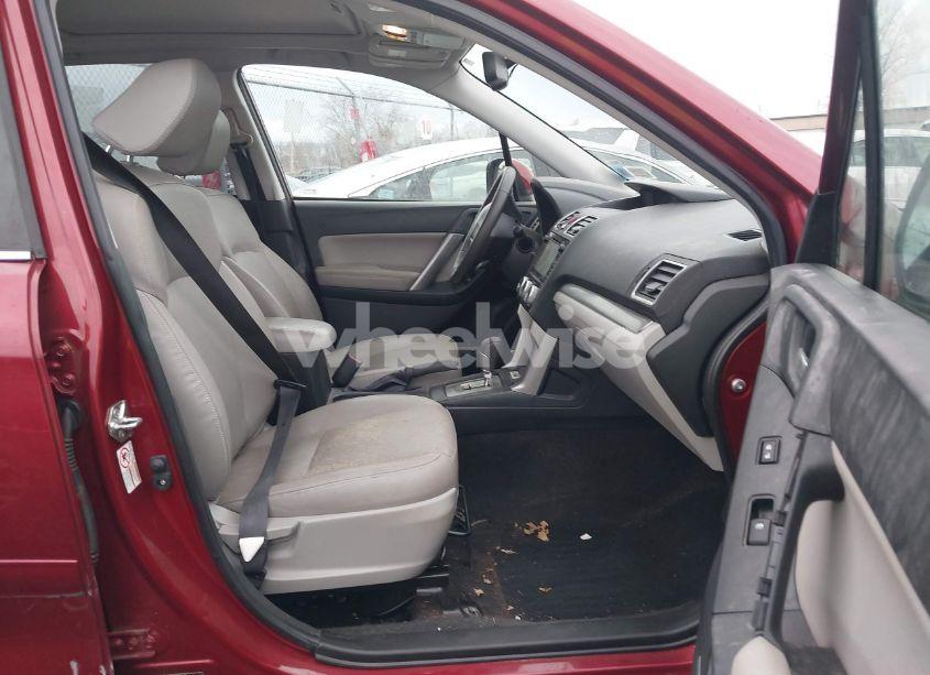 Photo 5 of 2016 Subaru Forester 2.5I LIMITED (VIN JF2SJAKC5GH401804)