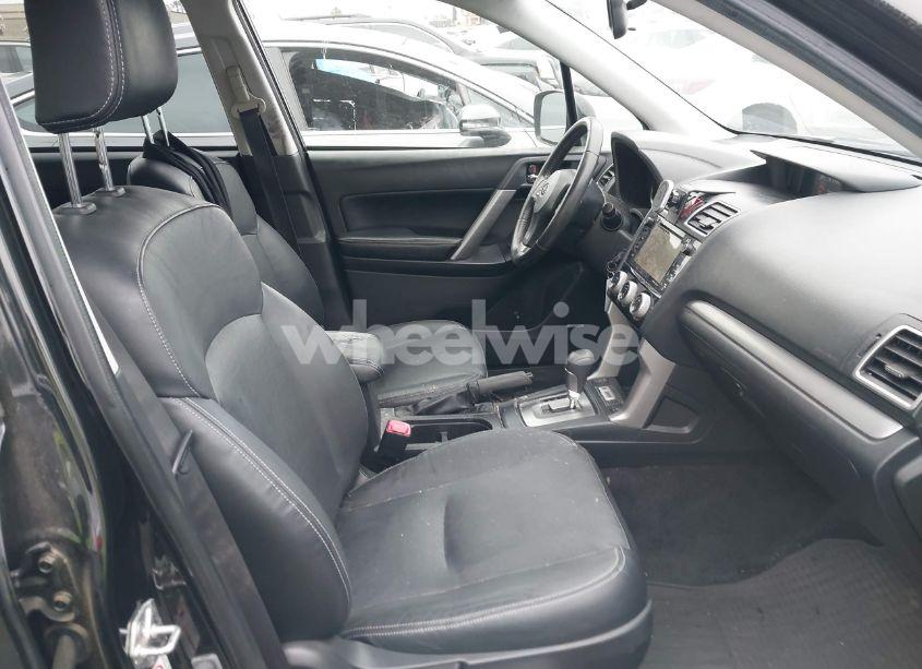 Photo 5 of 2016 Subaru Forester 2.5I LIMITED (VIN JF2SJAKC6GH438117)