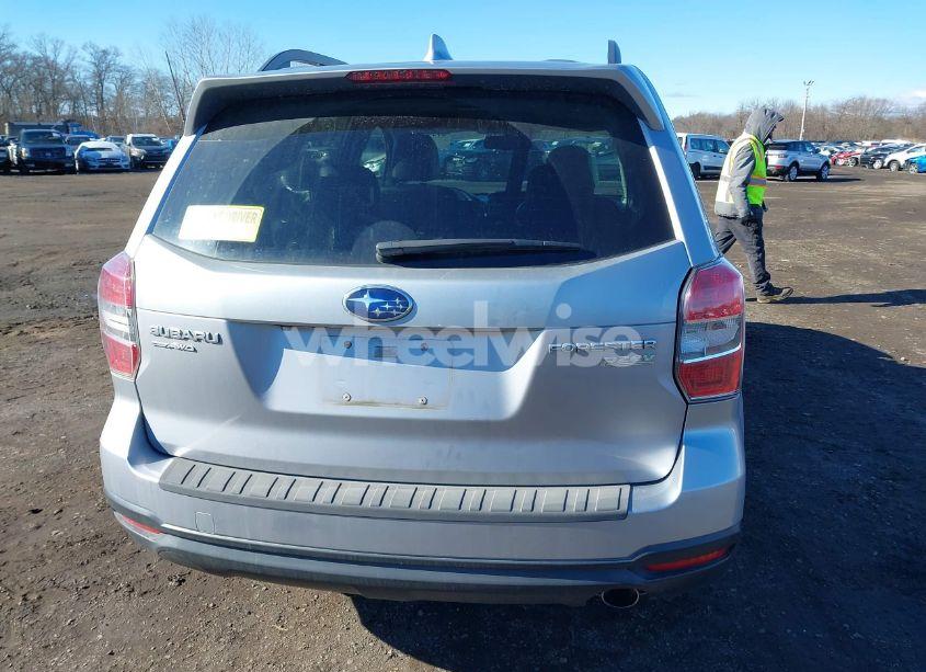 Photo 16 of 2016 Subaru Forester 2.5I LIMITED (VIN JF2SJAKC6GH542297)