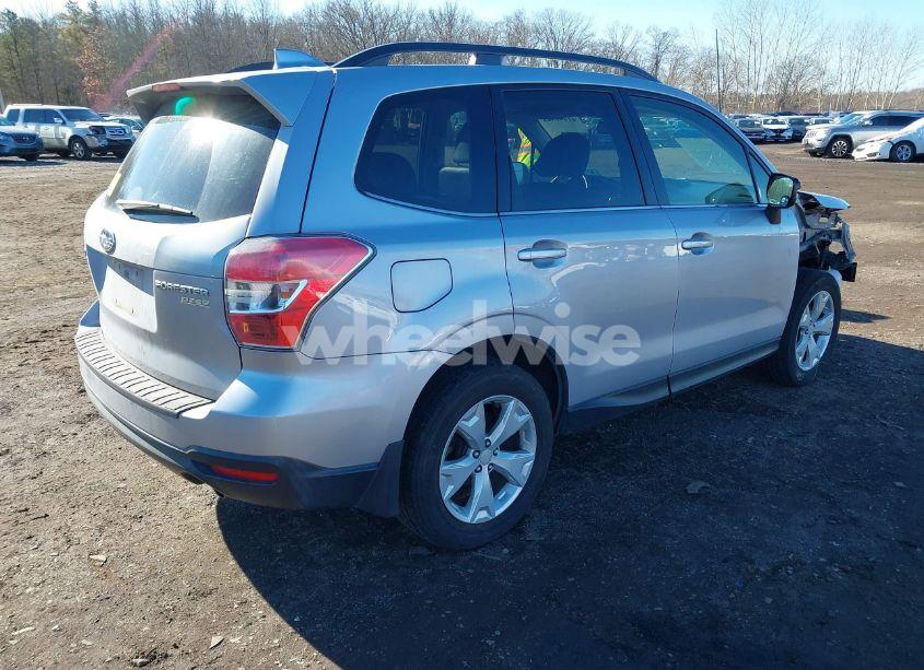 Photo 4 of 2016 Subaru Forester 2.5I LIMITED (VIN JF2SJAKC6GH542297)