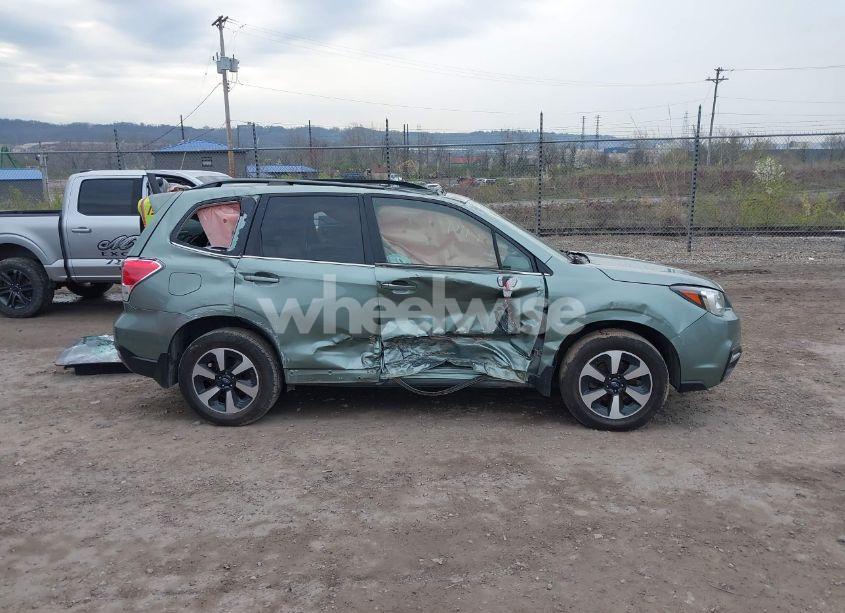 Photo 14 of 2017 Subaru Forester 2.5I LIMITED (VIN JF2SJALC3HH417998)