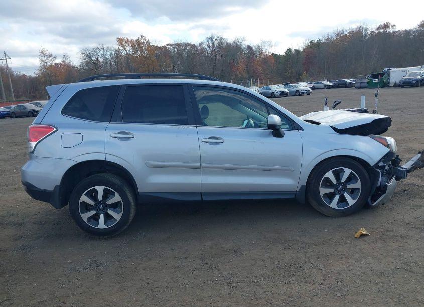 Photo 14 of 2017 Subaru Forester 2.5I LIMITED (VIN JF2SJALC9HH554539)