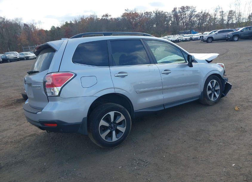 Photo 4 of 2017 Subaru Forester 2.5I LIMITED (VIN JF2SJALC9HH554539)