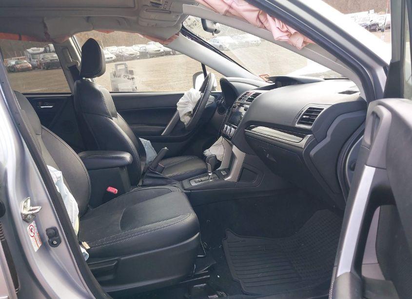 Photo 5 of 2017 Subaru Forester 2.5I LIMITED (VIN JF2SJALC9HH554539)