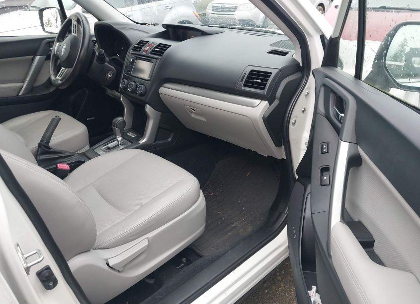 Photo 5 of 2014 Subaru Forester (VIN JF2SJAMC7EH447189)