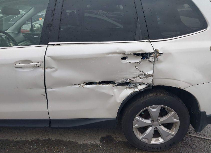 Photo 6 of 2014 Subaru Forester (VIN JF2SJAMC7EH447189)