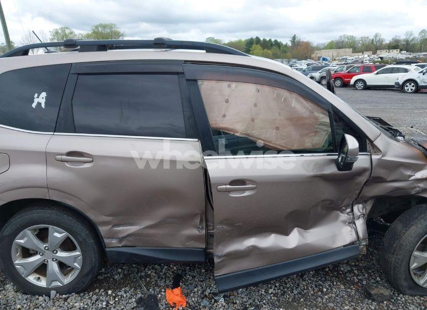 Photo 14 of 2014 Subaru Forester (VIN JF2SJAPC0EH416975)