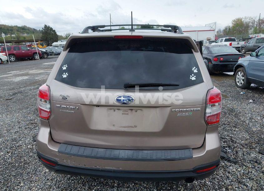 Photo 17 of 2014 Subaru Forester (VIN JF2SJAPC0EH416975)