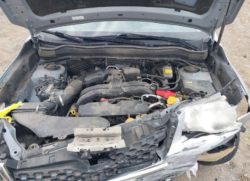 Photo 10 of 2014 Subaru Forester (VIN JF2SJAPC3EH550427)