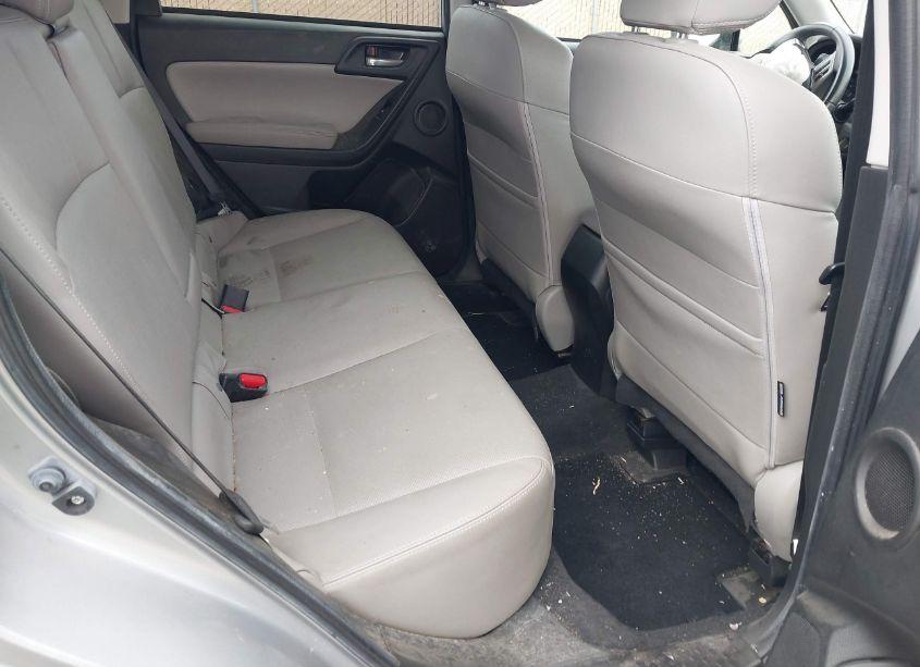 Photo 8 of 2014 Subaru Forester (VIN JF2SJAPC3EH550427)