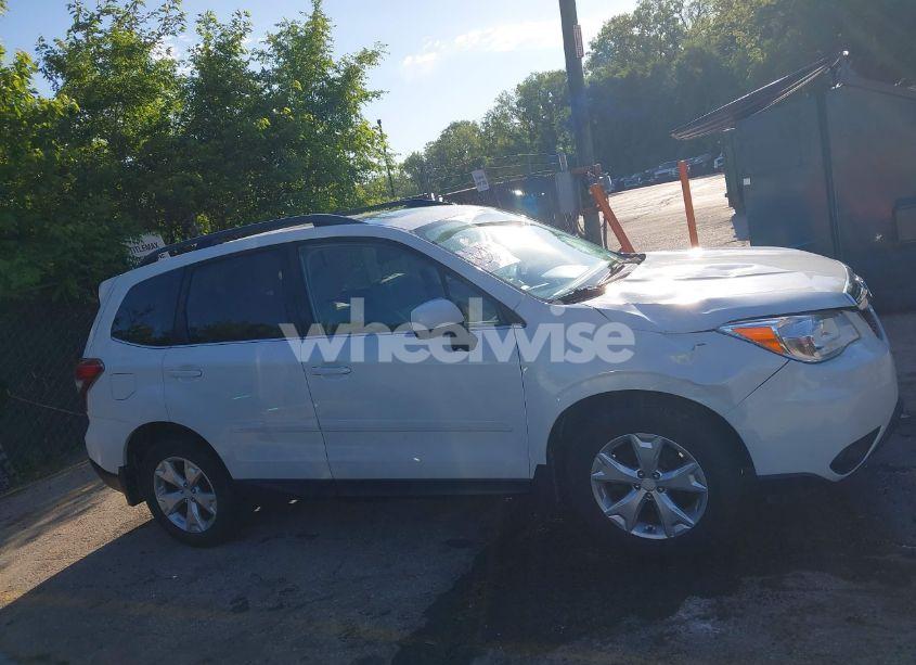 Photo 14 of 2016 Subaru Forester 2.5I LIMITED (VIN JF2SJARC0GH425482)