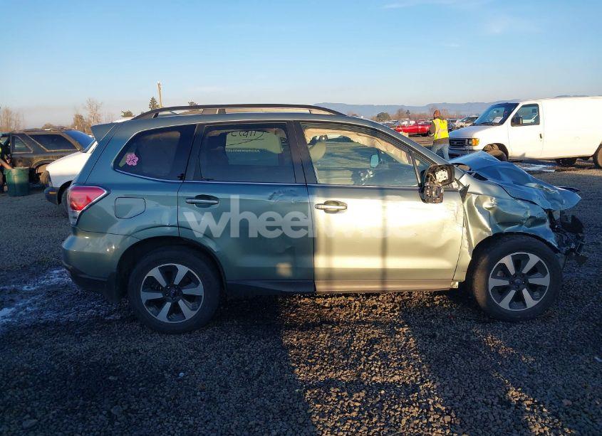 Photo 14 of 2018 Subaru Forester 2.5I LIMITED (VIN JF2SJARC0JH541417)