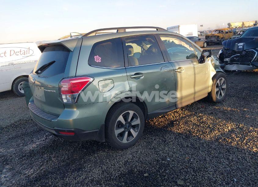 Photo 4 of 2018 Subaru Forester 2.5I LIMITED (VIN JF2SJARC0JH541417)