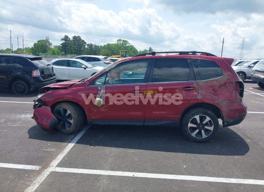Photo 14 of 2018 Subaru Forester 2.5I LIMITED (VIN JF2SJARC1JH607666)