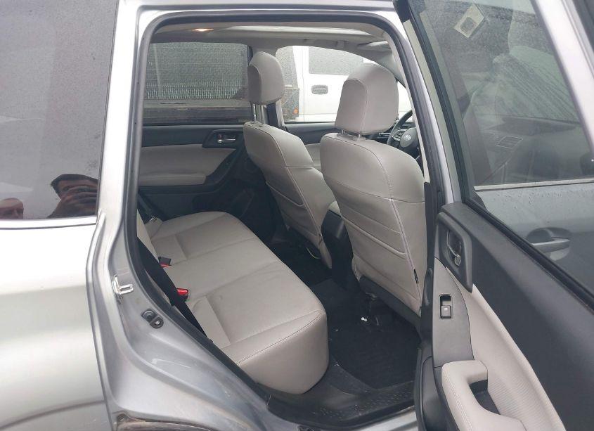 Photo 8 of 2016 Subaru Forester 2.5I LIMITED (VIN JF2SJARC2GH434474)