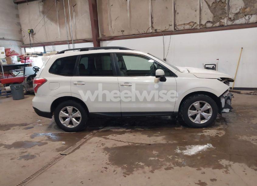 Photo 13 of 2016 Subaru Forester 2.5I LIMITED (VIN JF2SJARC3GH458508)