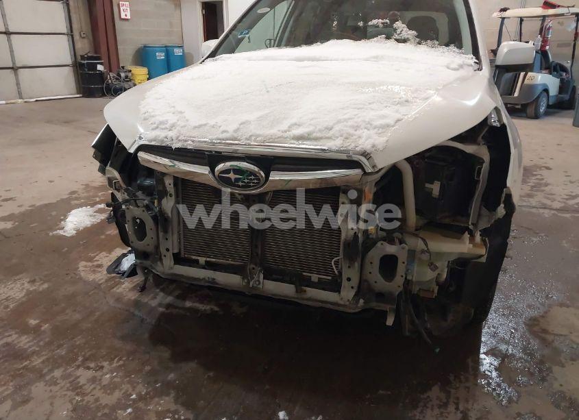 Photo 6 of 2016 Subaru Forester 2.5I LIMITED (VIN JF2SJARC3GH458508)