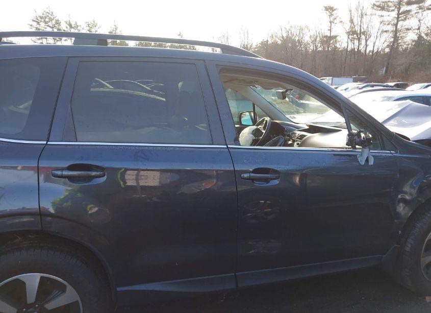 Photo 14 of 2017 Subaru Forester LIMITED (VIN JF2SJARC3HH510527)