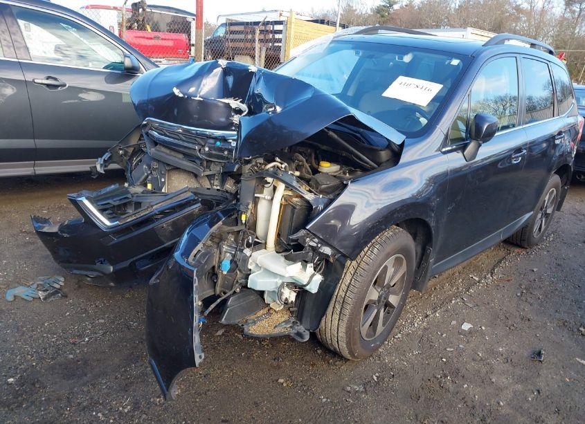 Photo 2 of 2017 Subaru Forester LIMITED (VIN JF2SJARC3HH510527)